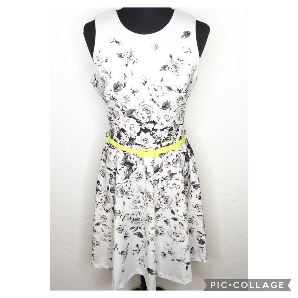 WHBM white black yellow floral sleeveless fit & flare dress size 10
